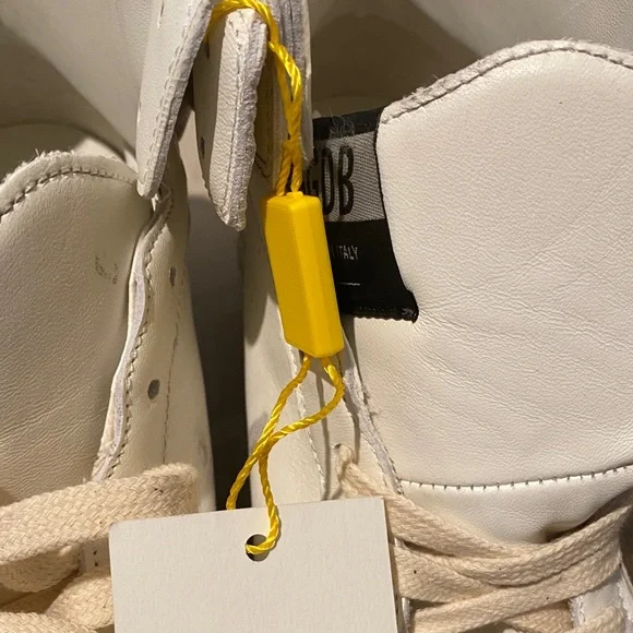 Golden Goose White Sneakers with Gold Star Accent - Picture 2 of 7